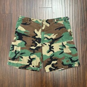 Baggy Army Camo Shorts